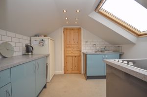 Photo 18- click for photo gallery